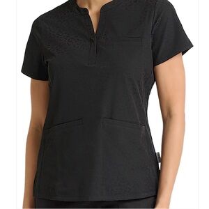 Ava Therese Jacquard Lynx Scrub Set